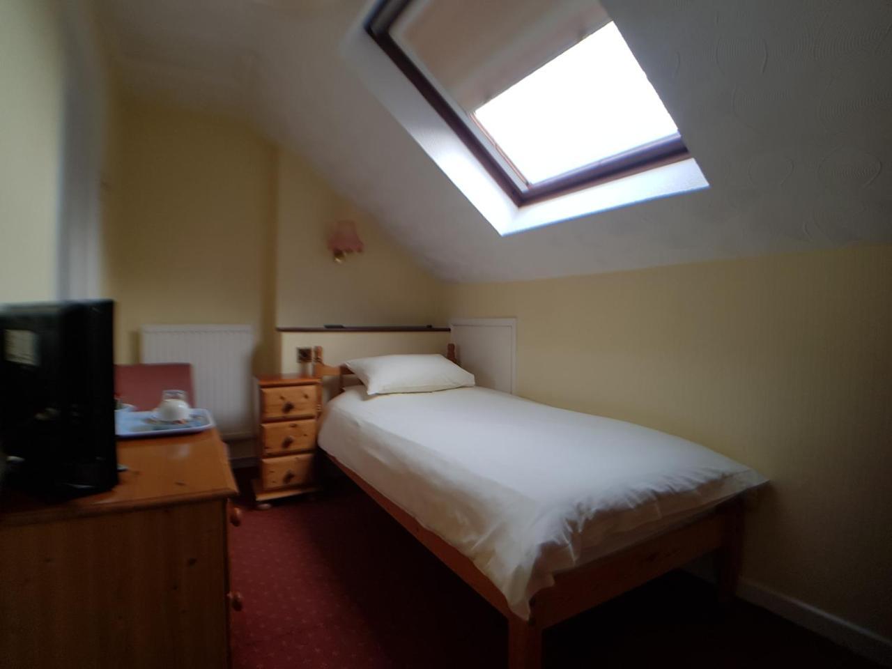 Everley Guest House Portsmouth Esterno foto